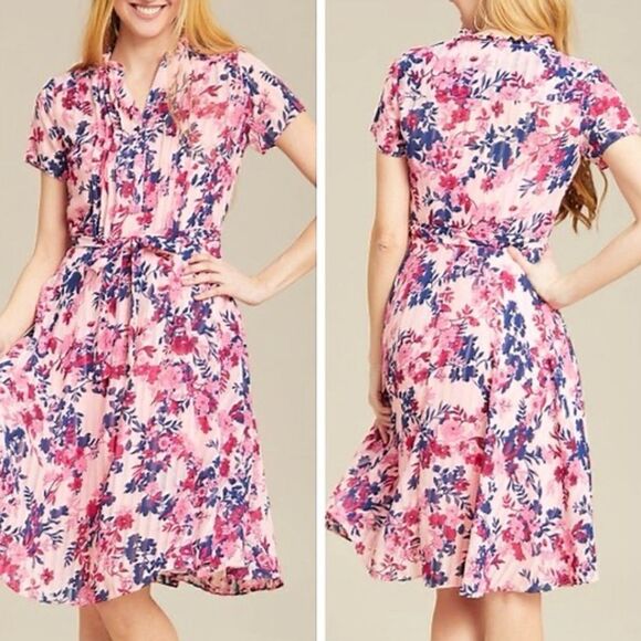 NWT- Nanette Lepore Pink Floral Pintuck Dress - Picture 1 of 10